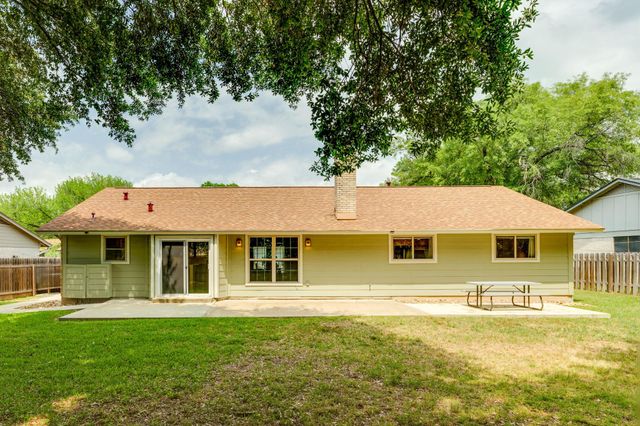 1307 S Meadows DR, Austin, TX 78758
