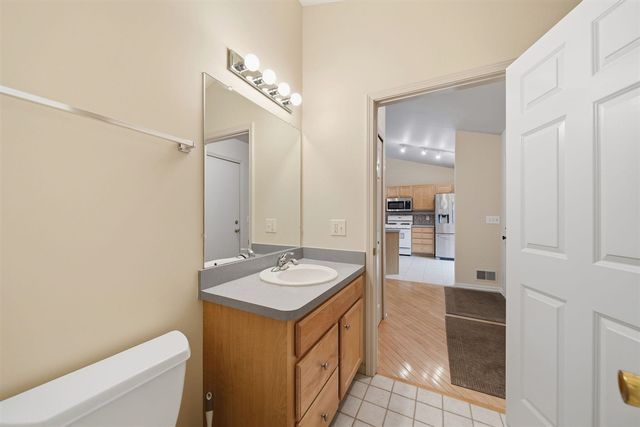 4029 Boulder Pond Drive, Ann Arbor, MI 48108