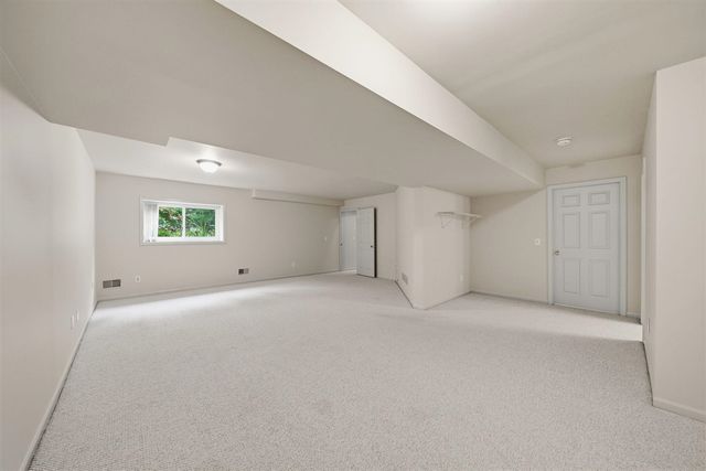 4029 Boulder Pond Drive, Ann Arbor, MI 48108