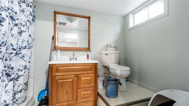 3145 Winding Way, Zanesville, OH 43701