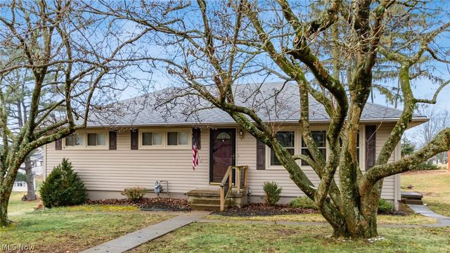 3145 Winding Way, Zanesville, OH 43701