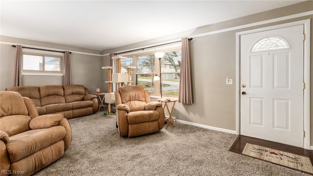 3145 Winding Way, Zanesville, OH 43701