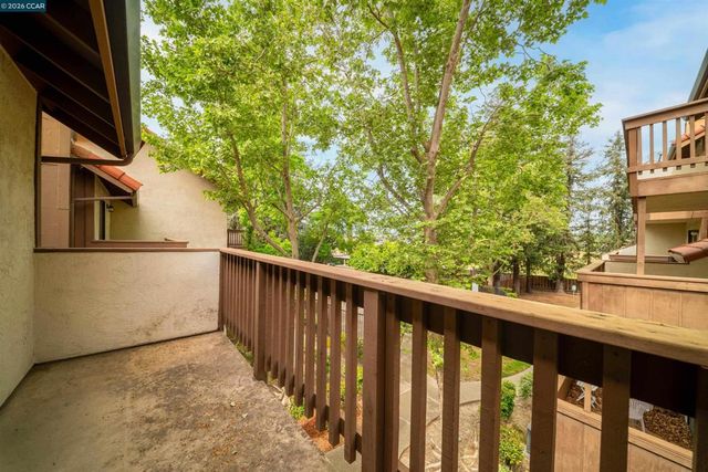 2055 Sierra Rd 106, Concord, CA 94518