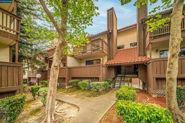 2055 Sierra Rd 106, Concord, CA 94518