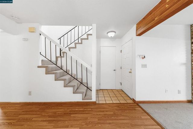 2055 Sierra Rd 106, Concord, CA 94518