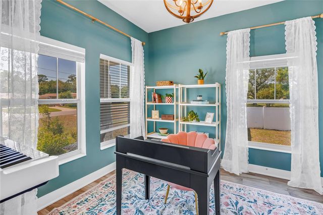 2119 CATALONIA WAY S, St Petersburg, FL 33712