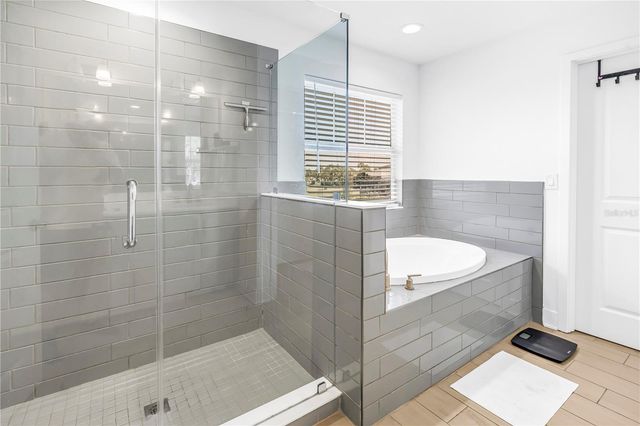 2119 CATALONIA WAY S, St Petersburg, FL 33712