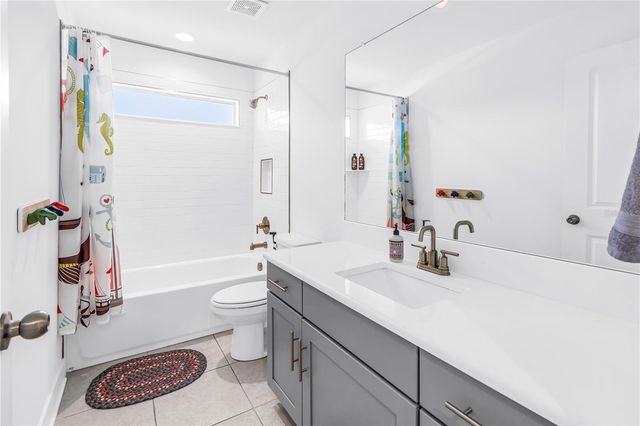 2119 CATALONIA WAY S, St Petersburg, FL 33712