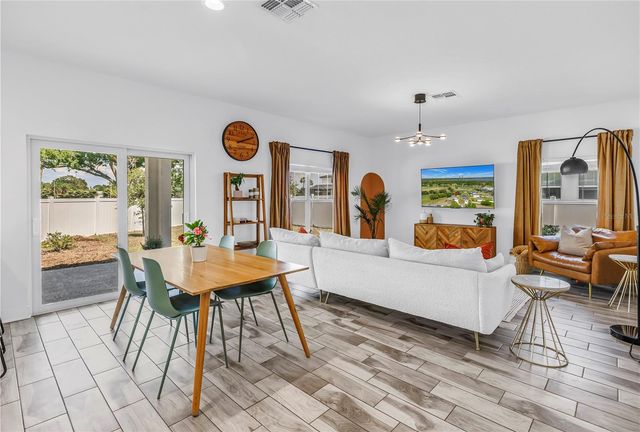 2119 CATALONIA WAY S, St Petersburg, FL 33712