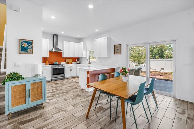 2119 CATALONIA WAY S, St Petersburg, FL 33712