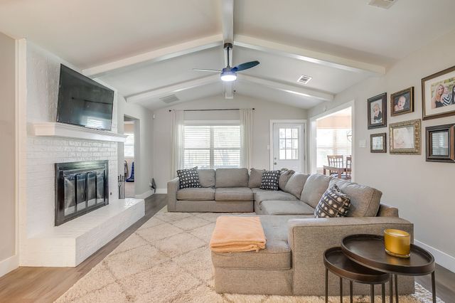 5704 Firewood Drive, Arlington, TX 76016