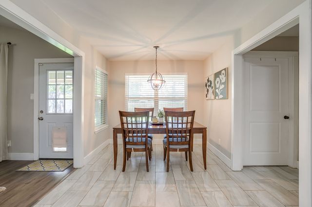 5704 Firewood Drive, Arlington, TX 76016