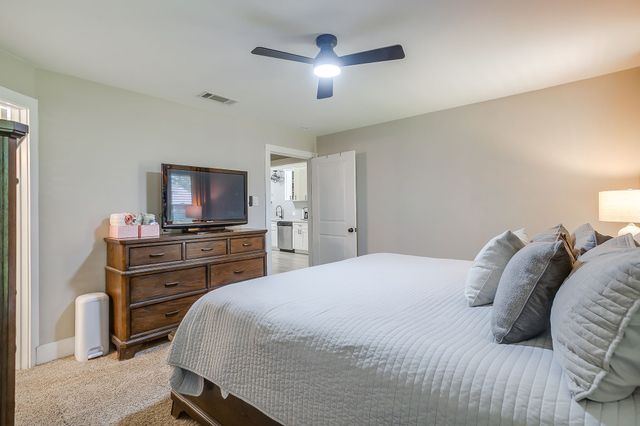 5704 Firewood Drive, Arlington, TX 76016