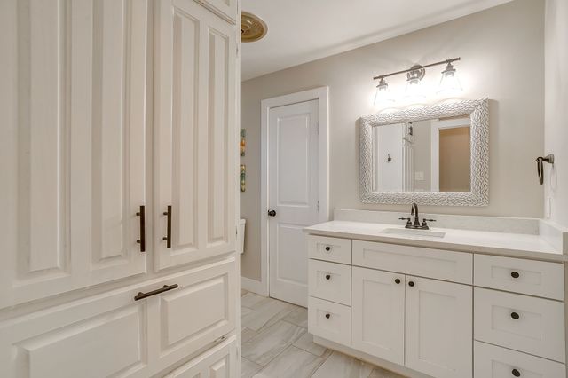 5704 Firewood Drive, Arlington, TX 76016