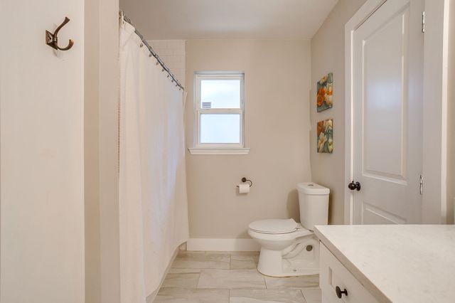 5704 Firewood Drive, Arlington, TX 76016