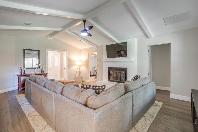 5704 Firewood Drive, Arlington, TX 76016