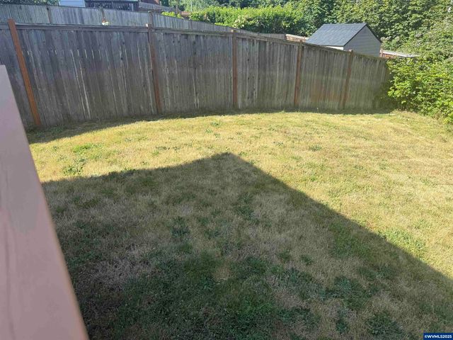 881 Limelight Av NW, Salem, OR 97304