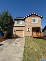 881 Limelight Av NW, Salem, OR 97304