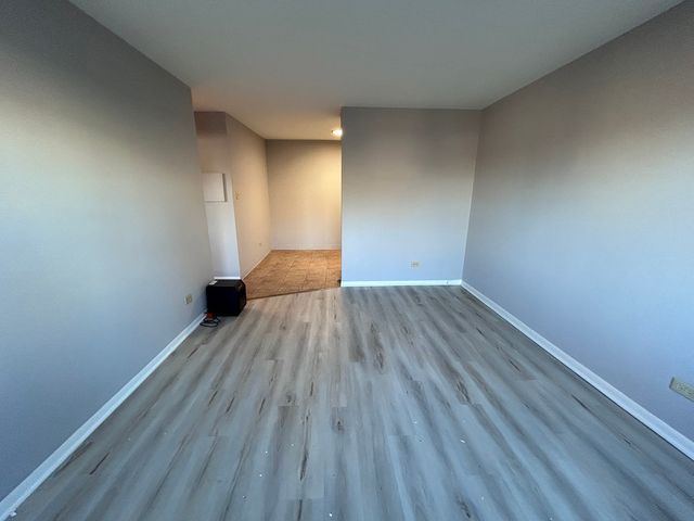 1213 N 34TH Avenue 11, Melrose Park, IL 60160