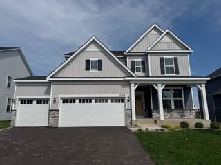 10374 Mcgregor Boulevard, Woodbury, MN 55129