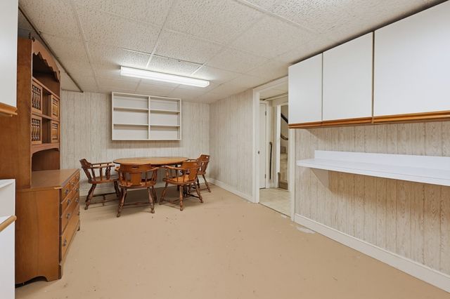 11 Preston St, Wakefield, MA 01880