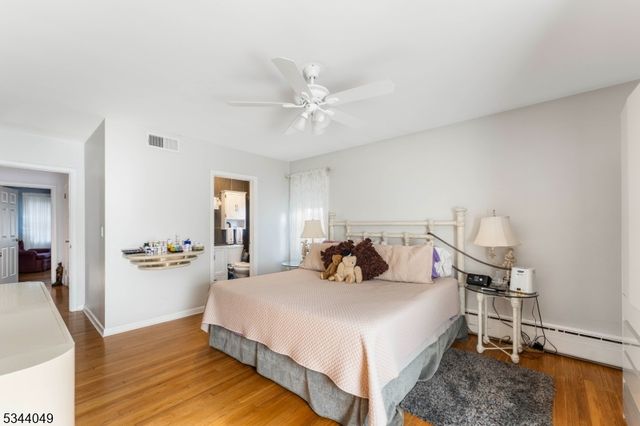 10 Pleasant Pl, Kearny Town, NJ 07032