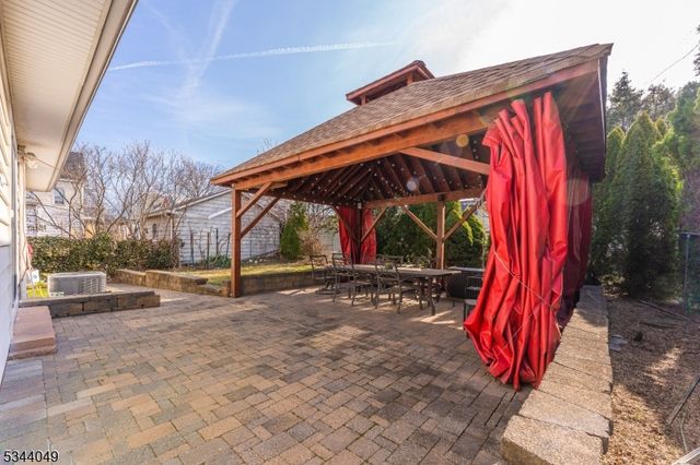 10 Pleasant Pl, Kearny Town, NJ 07032