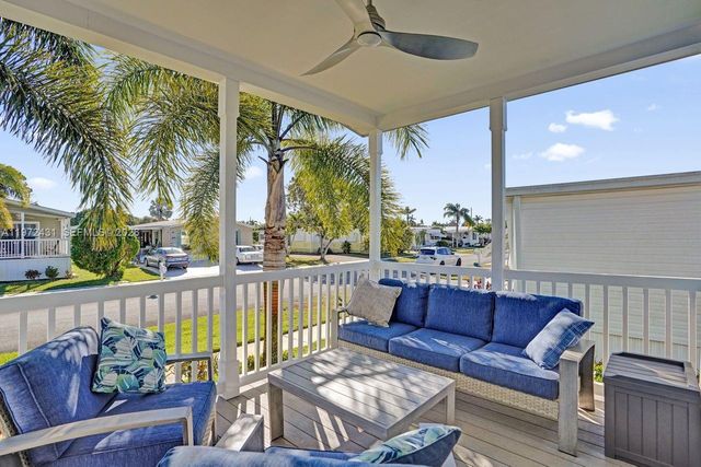 4035 Marigold Rd, Boynton Beach, FL 33436