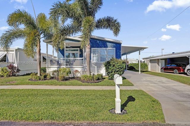 4035 Marigold Rd, Boynton Beach, FL 33436