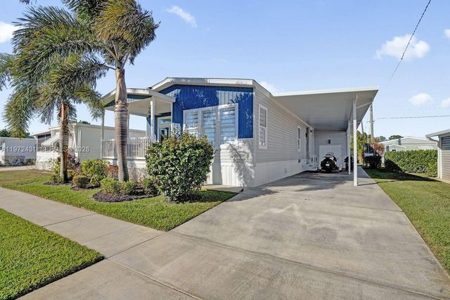 4035 Marigold Rd, Boynton Beach, FL 33436