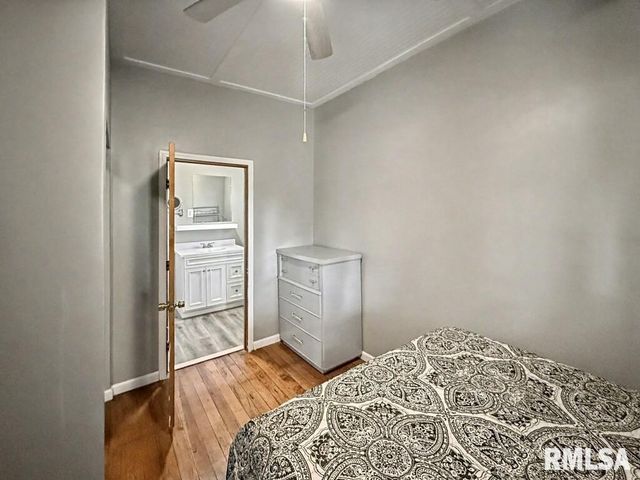 901 S 22ND Street, Herrin, IL 62948