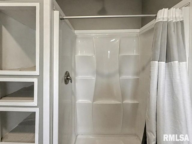 901 S 22ND Street, Herrin, IL 62948