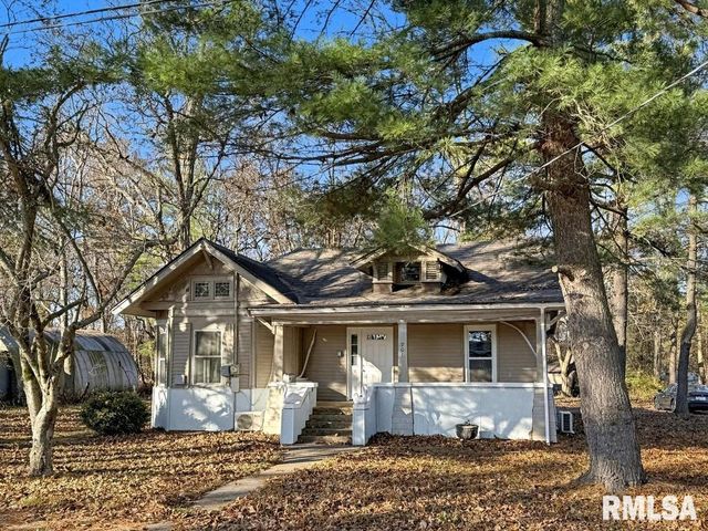 901 S 22ND Street, Herrin, IL 62948