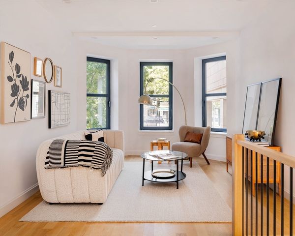 1618 Beacon 1, Brookline, MA 02446