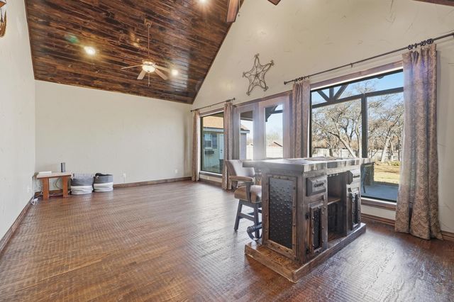 313 Paisano Drive, Clyde, TX 79510