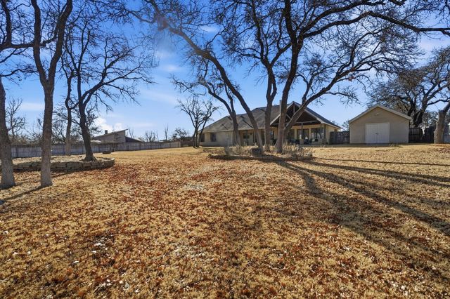 313 Paisano Drive, Clyde, TX 79510
