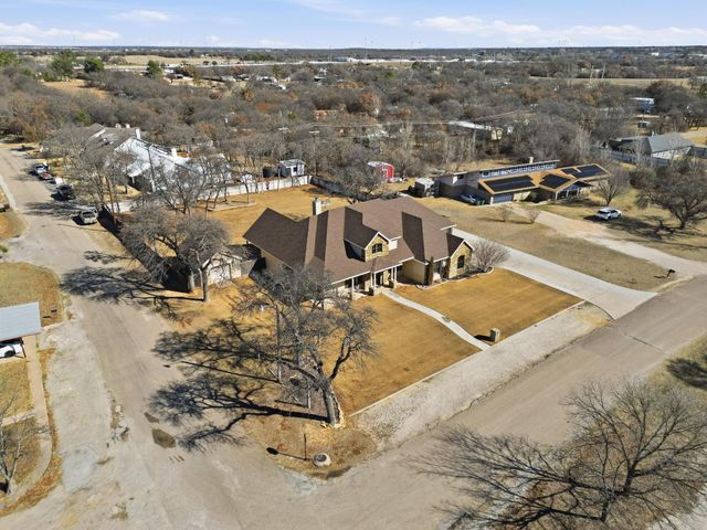 313 Paisano Drive, Clyde, TX 79510