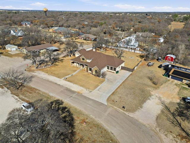 313 Paisano Drive, Clyde, TX 79510