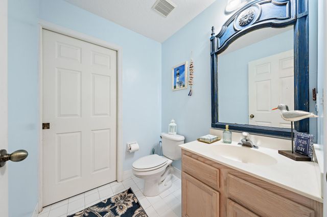 13721 86th Road N, West Palm Beach, FL 33412