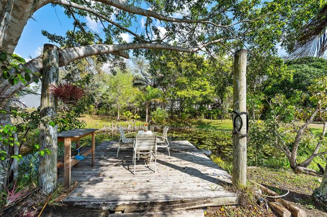13721 86th Road N, West Palm Beach, FL 33412