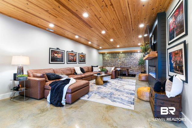 156 Primrose Lane, Shelby, AL 35143