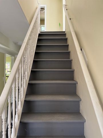 93 Pace Road, Pownal, VT 05201