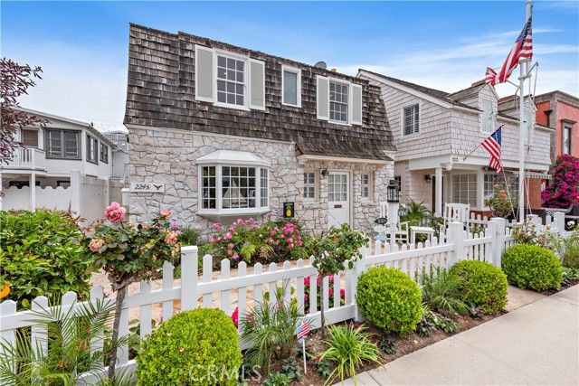 224 Amethyst, Newport Beach, CA 92662