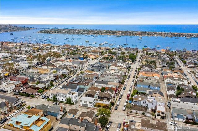 224 Amethyst, Newport Beach, CA 92662