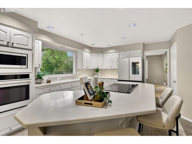 55 Nw 173RD Ave, Beaverton, OR 97006