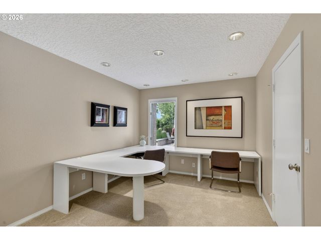 55 Nw 173RD Ave, Beaverton, OR 97006