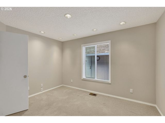 55 Nw 173RD Ave, Beaverton, OR 97006
