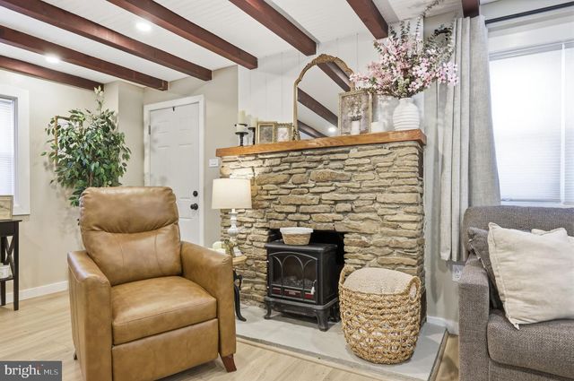 879 BRIDGETOWN PIKE, Langhorne, PA 19053