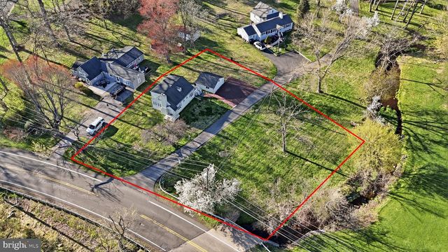 879 BRIDGETOWN PIKE, Langhorne, PA 19053