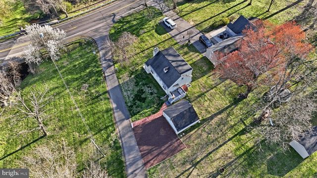 879 BRIDGETOWN PIKE, Langhorne, PA 19053